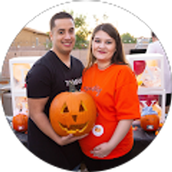 Profile photo of Andrea Laguna