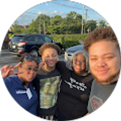 Profile photo of sarah curry