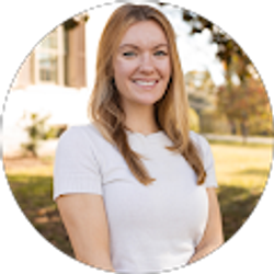 Profile photo of Stefanie Hedges