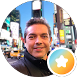 Profile photo of Carlos Echeverry