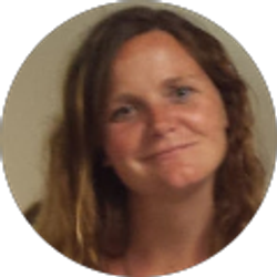 Profile photo of Lindsey Foster