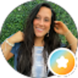 Profile photo of Ashley Daigle