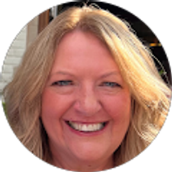 Profile photo of Diana Abens