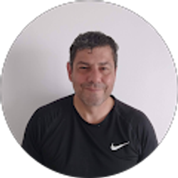 Profile photo of Sebastian Hazelton