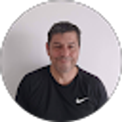 Profile photo of Sebastian Hazelton