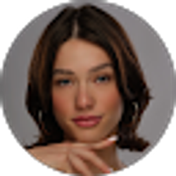 Profile photo of Ellisa Lain