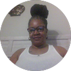 Profile photo of Andrea Pitts (JustDreaa)