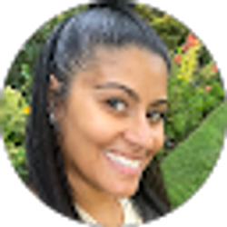 Profile photo of Dee Hernandez