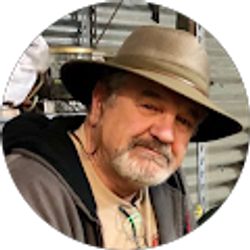 Profile photo of Dan Yarr
