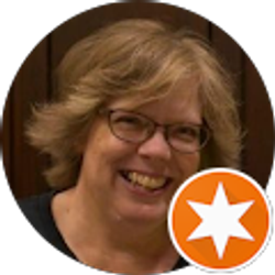 Profile photo of Lisa Crawford