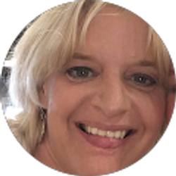 Profile photo of Michelle Johnston