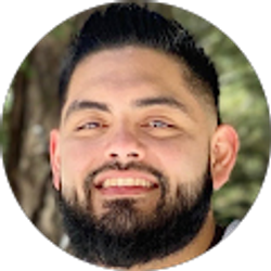 Profile photo of Ivan Flores