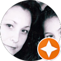 Profile photo of Elizabeth Pineda