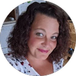 Profile photo of Julie Beard