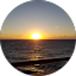 Profile photo of Lola Johnson