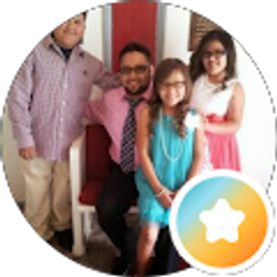 Profile photo of Roland Vasquez