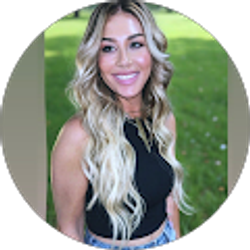 Profile photo of Tracy Roberts-McCann