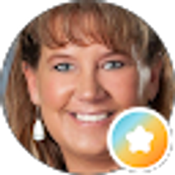 Profile photo of Theresa Engelkes
