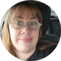 Profile photo of Holly Strong