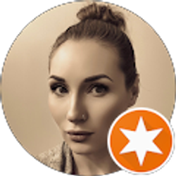 Profile photo of Cora Larsen