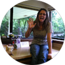 Profile photo of Laurie Finch