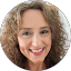 Profile photo of Debbie Paynich