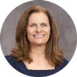 Profile photo of Carrie Olinger