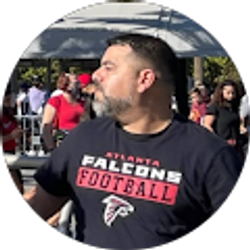 Profile photo of Eduardo Torres