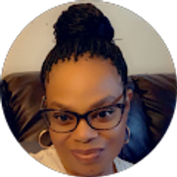 Profile photo of Lisa Phillips