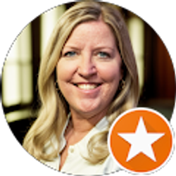 Profile photo of Jenni Hilton