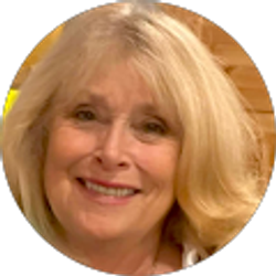 Profile photo of Lynda Hanshaw