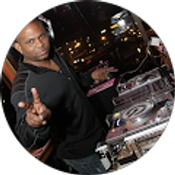 Profile photo of Roberto Beckford