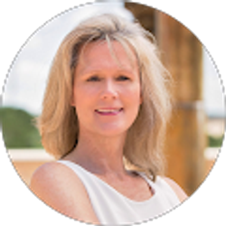 Profile photo of Terri Saari