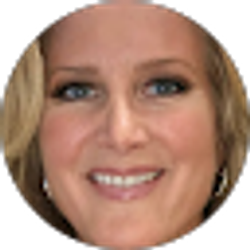 Profile photo of Lynn Taylor