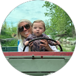 Profile photo of Lynn Grant