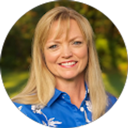 Profile photo of Lynda Lunn