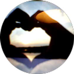 Profile photo of aria varao