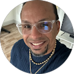 Profile photo of Roberto García