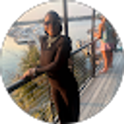 Profile photo of Sharon Simmons