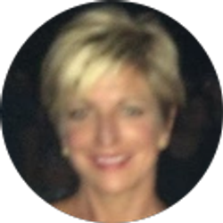 Profile photo of Alyssa Freas