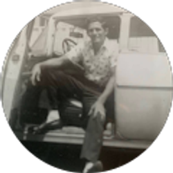 Profile photo of Laura dl64