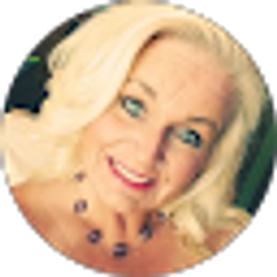 Profile photo of Jennifer Dault
