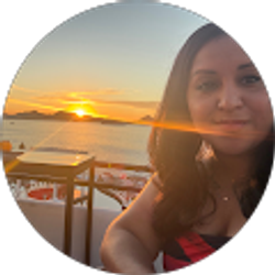 Profile photo of Angie Calderon