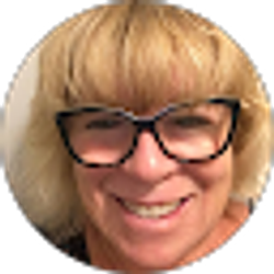 Profile photo of Robin Taub Comer