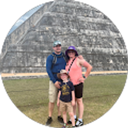 Profile photo of Ellyn Gomez