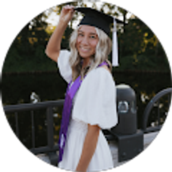 Profile photo of Abby Thomas