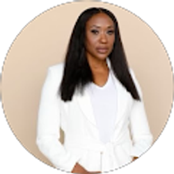 Profile photo of Denise