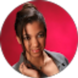 Profile photo of Nadia Hill