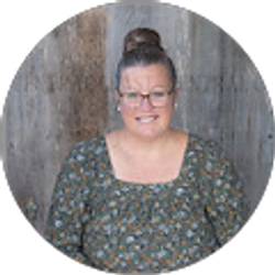 Profile photo of Kari Johnson