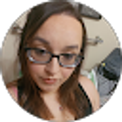 Profile photo of Ashley Alonzo